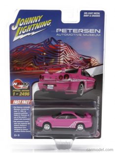   Johnny Lightning - Nissan Skyline Gt-R (Bnr34) Coupe 2000 Pink