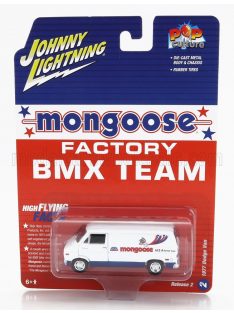 Johnny Lightning - CHEVROLET G20 VAN MONGOOSE 1976 WHITE