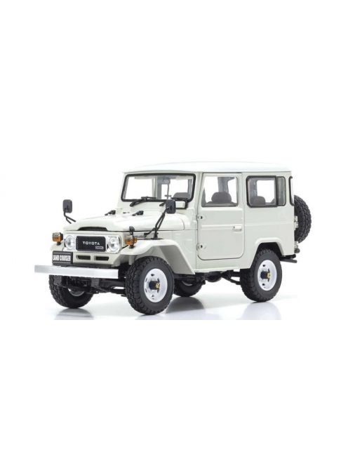 Kyosho - 1:18 TOYOTA LAND CRUISER 40 VAN (BJ42V) 1980 - WHITE (08971W)