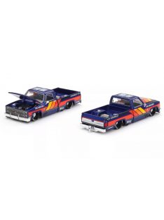   Minigt - 1:64 Chevrolet Silverado Kaido Works V2 1980, Blue With Flames - MINI GT