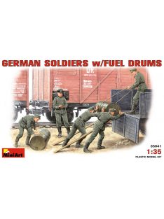 MiniArt - German Soldiers with Fuel Drums