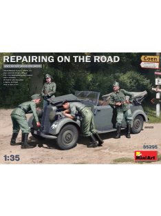   Miniart - Repairing on the Road (Typ 170V Personenwagen Cabrio & 4 Figures)