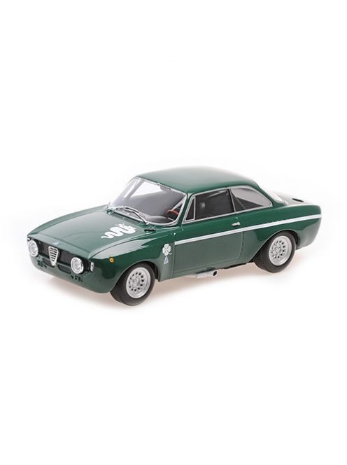 Minichamps - 1:18 Alfa Romeo Gta 1300 Junior - 1971 - Green