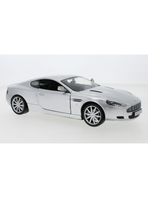 Motor-Max - Aston Martin DB9, silber, 1:18