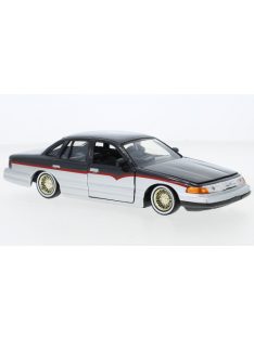   Motor-Max - Ford Crown Victoria, dunkelgrau/silber, 1993, 1:24