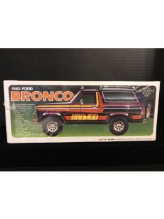 AMT - 1:25 1980 Ford Bronco