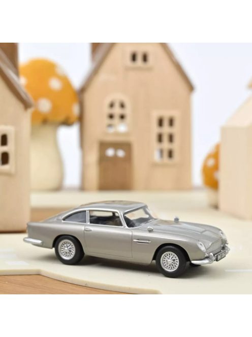 NOREV - 1:43 Aston Martin DB5 1963 Silver Birch Jet-Car - NOREV