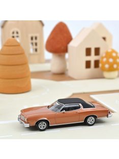   NOREV - 1:43 Ford Gran Torino 1974 Chestnut Brown Jet-car - NOREV