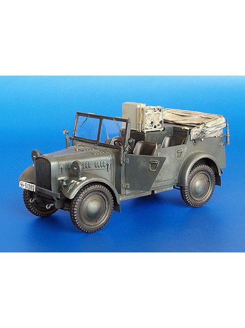 Plus model - Kfz. 2 Stoewer Funkwagen