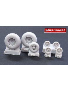 Plus model - PBY Privateer wheels smooth pattern