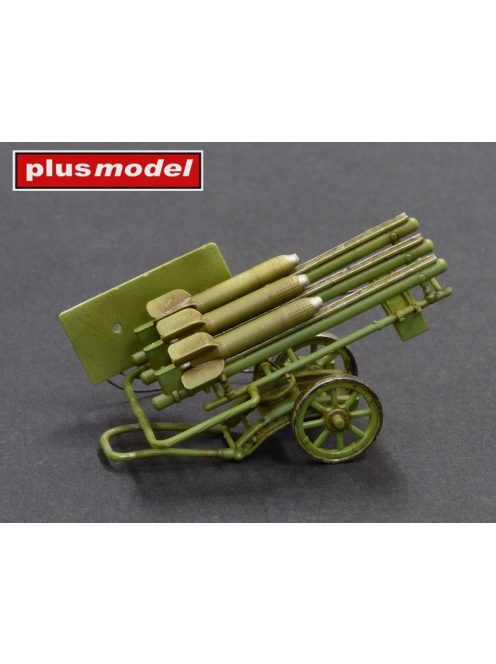 Plus model - 1/35 Missiles RS-82 ground version