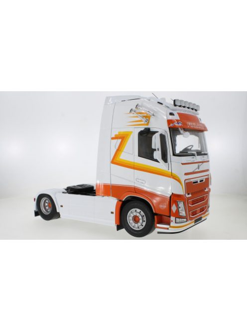 Premium Classixxs - Premium ClassiXXs, Volvo FH16 XL Cab, weiss/orange, 2018, 1:18