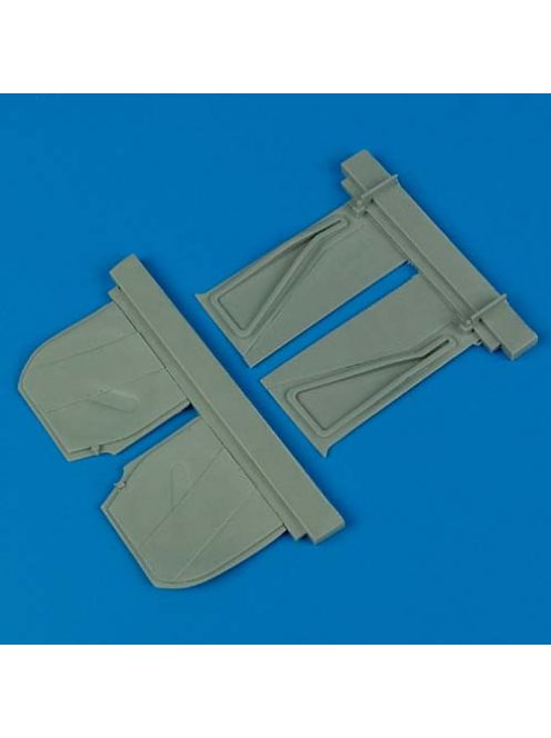 Quickboost - 1/32 P-51B Mustang undercarriage covers