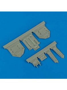 Quickboost - 1/32 F-86 Sabre undercarriage covers