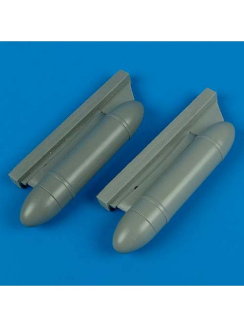 Quickboost - 1/48 Hawker Hurricane external fuel tank