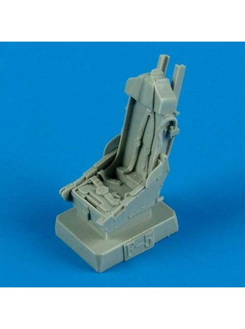 Quickboost - F-5E seat with safety belts for AFV Club