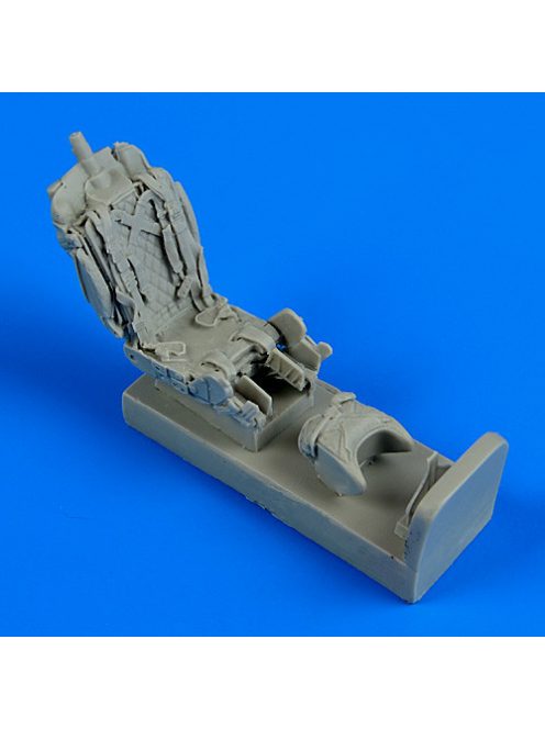 Quickboost - 1/48 MiG-23 Flogger ejection seat with safety belt