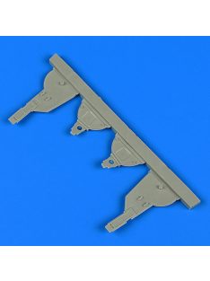 Quickboost - Ki-61-Id Hein undercarriage covers for Tamiya