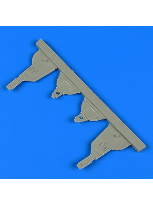 Quickboost - Ki-61-Id Hein undercarriage covers for Tamiya