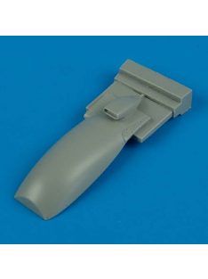 Quickboost - 1/72 Spitfire Mk. IX engine cover with radiator