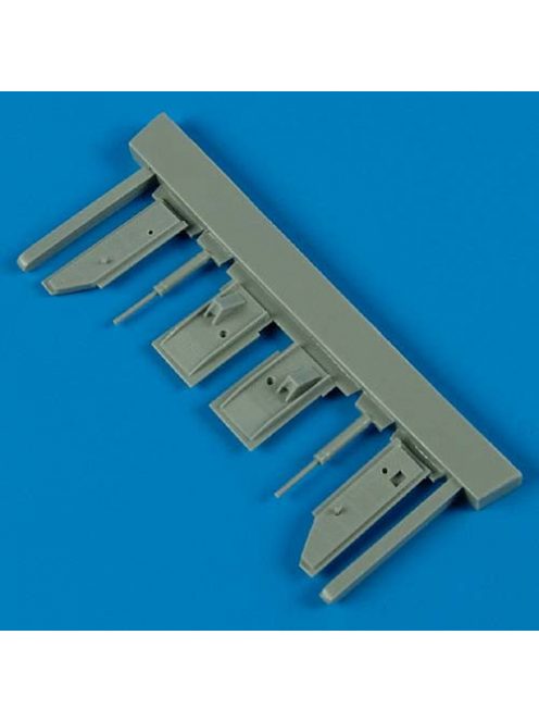 Quickboost - 1/72 F9F-2 Panther undercarriage covers