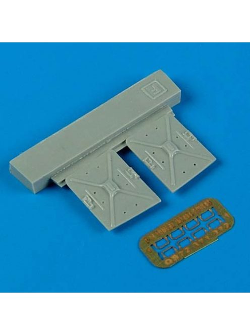 Quickboost - 1/72 F-14 Tomcat air intake covers