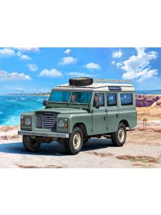 Revell - Land Rover Series III makett szett