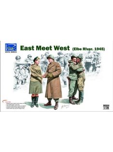 Riich Models - East meet West (Elbe River.1945)