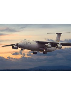 Roden - Lockheed C-141B Starlifter