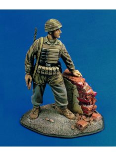 Royal Model - Italian paratrooper - WWII