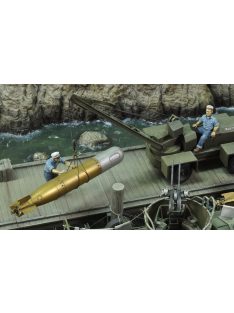 Royal Model - U.S. sailors loading torpedo-WWII