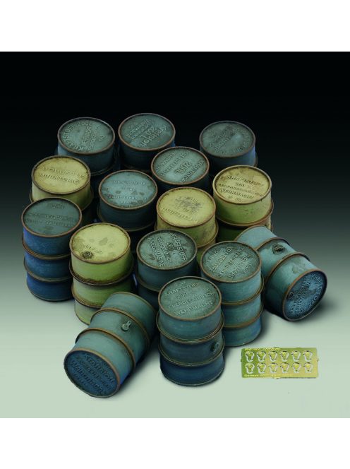 Royal Model - German oil drums-WWII