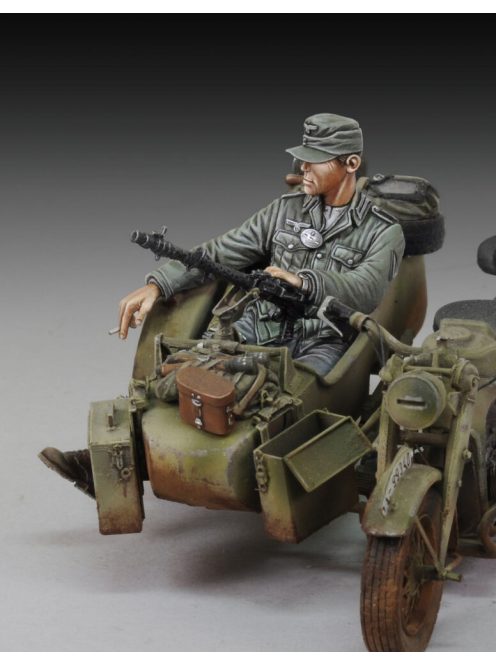 Royal Model - German infantry Cigarette Break