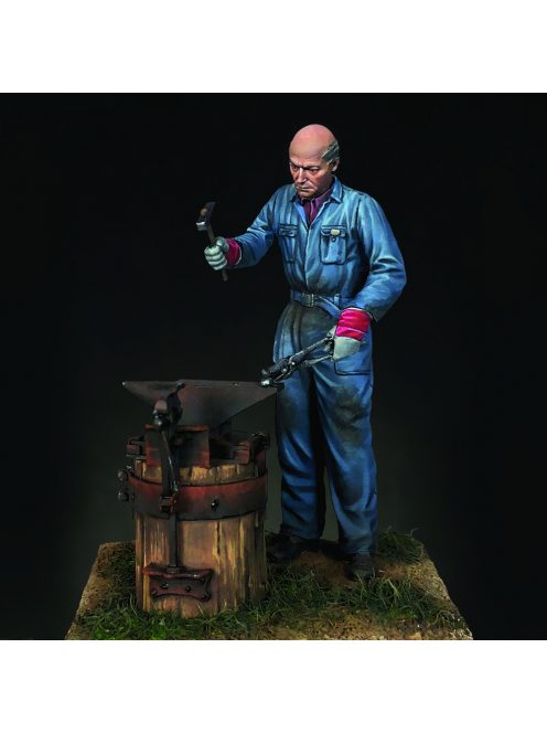 Royal Model - Blacksmith