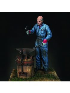 Royal Model - Blacksmith