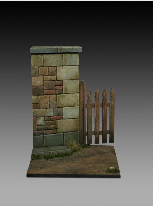 Royal Model - Base with wall and gate (cm 5x5)