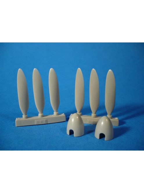 SBS Model - 1/48 He-219 Short spinner Propeller set - Resin for Tamiya