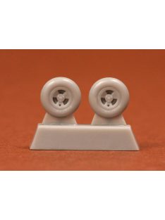   SBS Model - 1/72 Spitfire 3-spoke wheels (for late mark versions) - Resin  