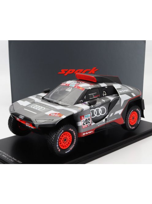 Spark - AUDI Q E-TRON RS TEAM AUDI SPORT N 202 RALLY DAKAR 2022 C.SAINZ - L.CRUZ GREY SILVER BLACK