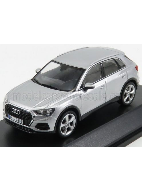 Spark - AUDI Q3 2018 FLORET SILVER