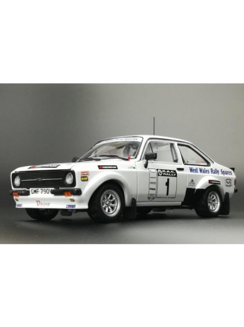 Sunstar - 1:18 Ford Escort Rs1800 -#1 G.Evans/J.Millington 2009