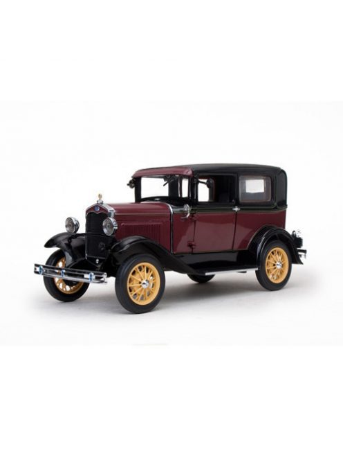 Sunstar - 1:18 1931 Ford Model A Tudor