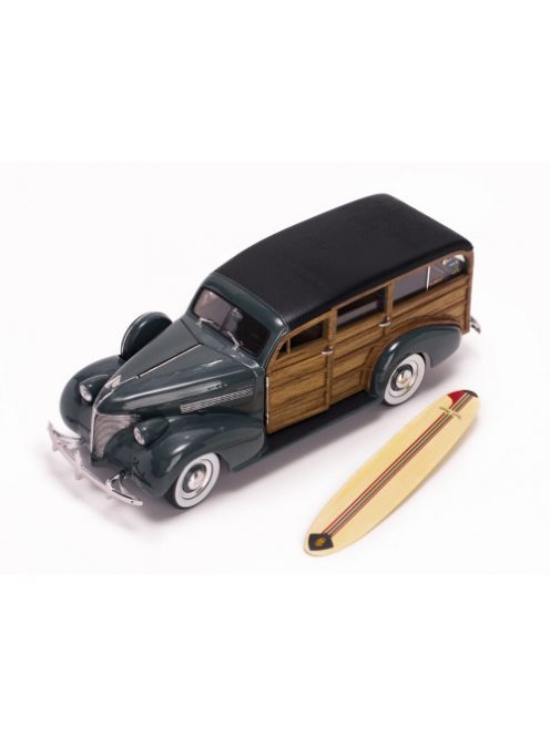 Sunstar - 1:18 1939 Chevrolet Woody Surf Wagon - Granville Gray (With Surf Board) + Real Wood