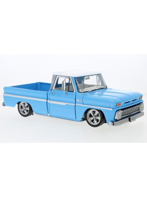 Sun Star - Chevrolet C-10 Stepside Pick Up Low Rider, hellblau, 1965, 1:18