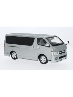 Sun Star - Toyota H200 HiAce Super GL, silber, 1:24