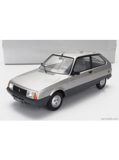 Triple9 - Citroen Axel 1990 Silver