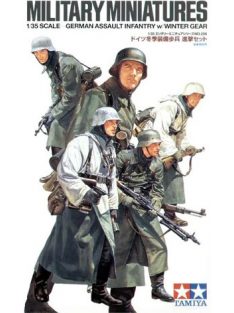 Tamiya - German Assault Infantry - w/Winter Gear